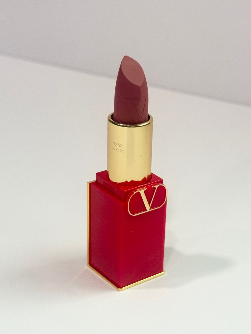 123R Falling For Nude Rosso Valentino Matte Lipstick NIB